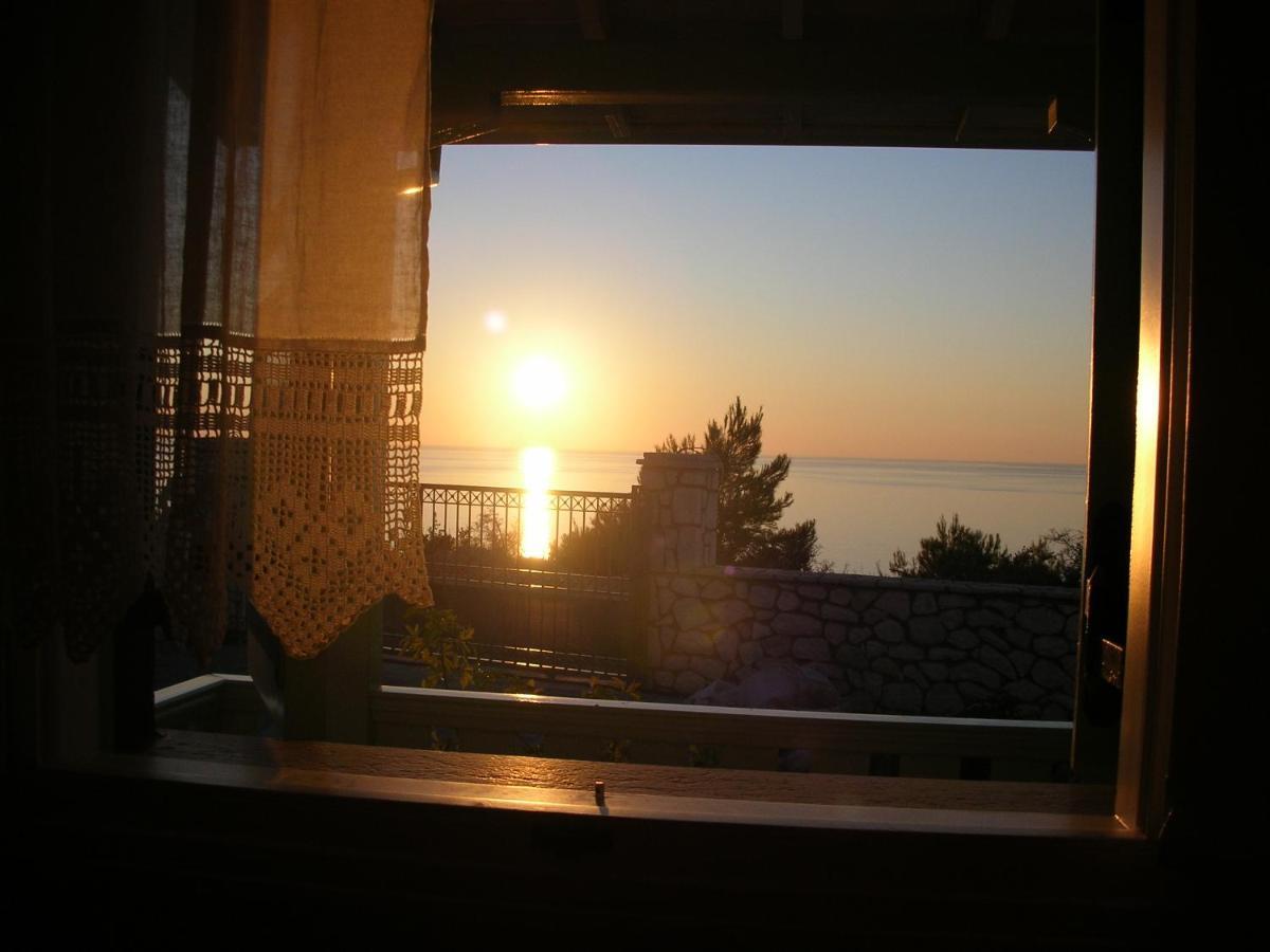 Deep Blue- Rosemary Sea View Apartment Ayios Nikitas Ngoại thất bức ảnh