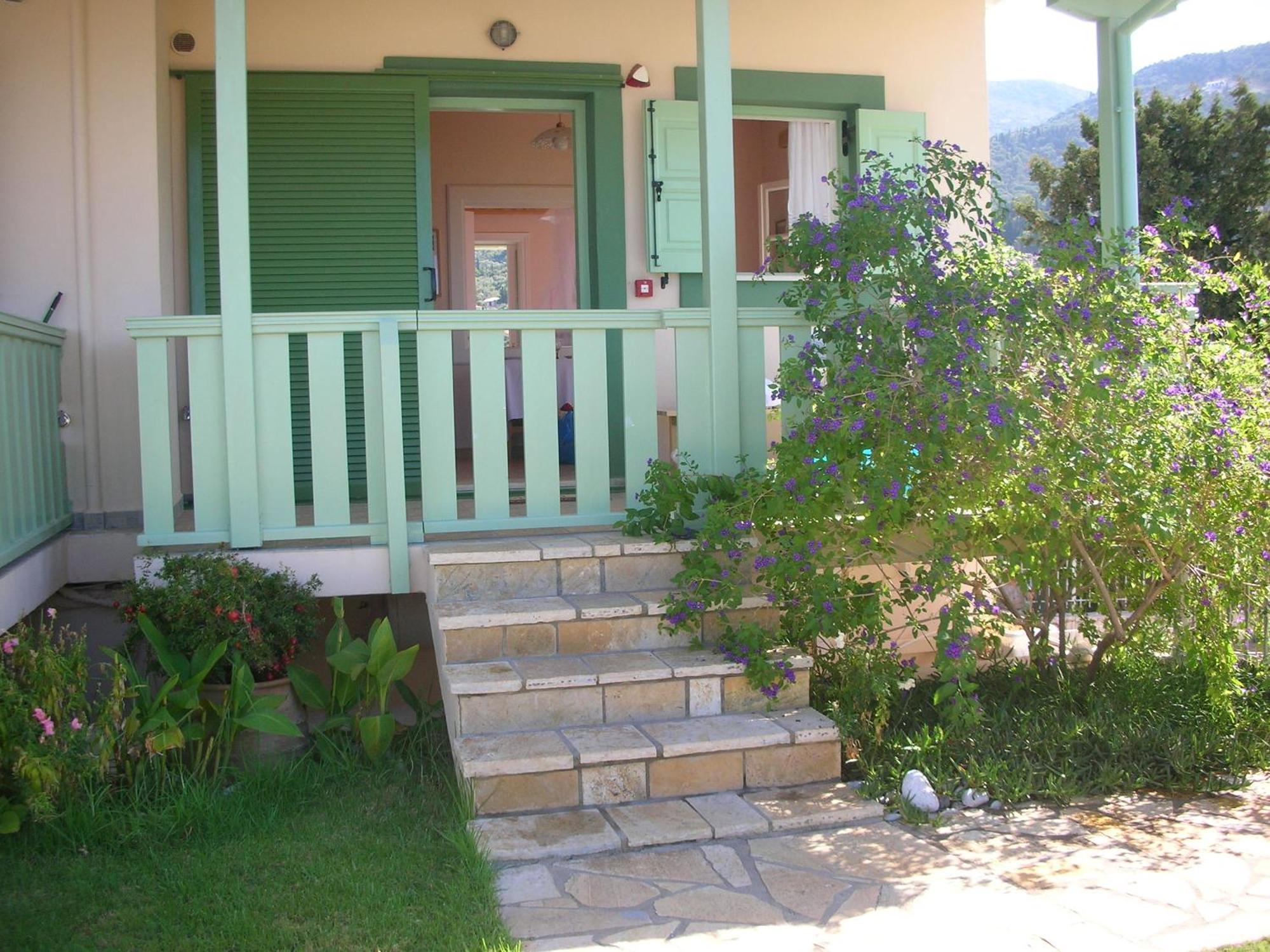 Deep Blue- Rosemary Sea View Apartment Ayios Nikitas Ngoại thất bức ảnh